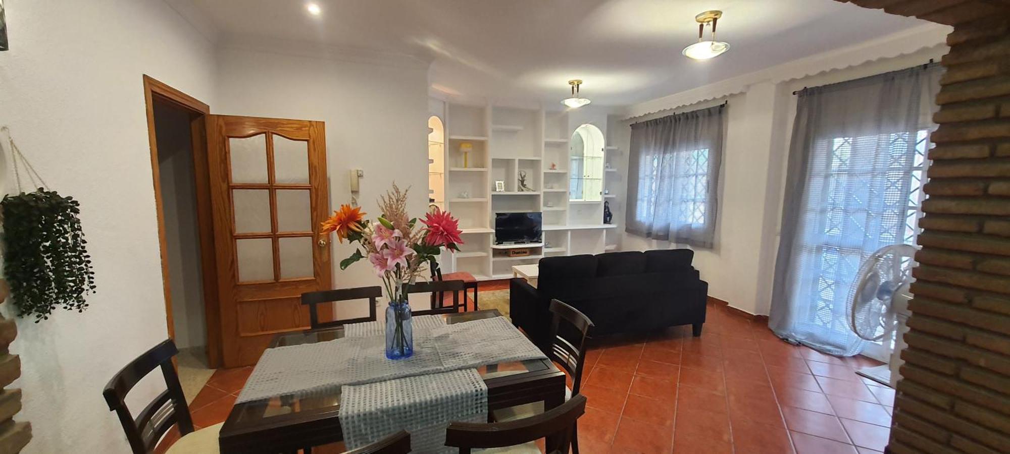 Uc Guest house *