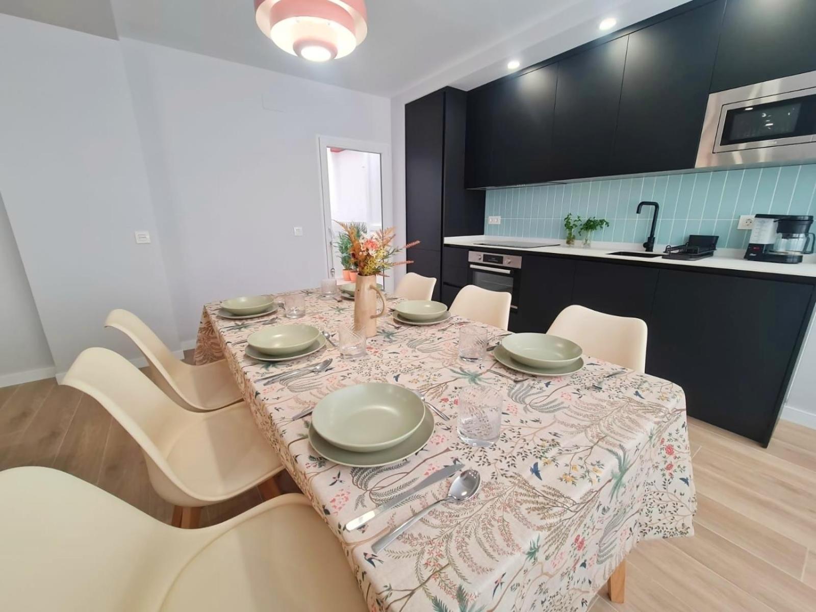 Arenas Del Piso En Playas Del Palo Appartement *