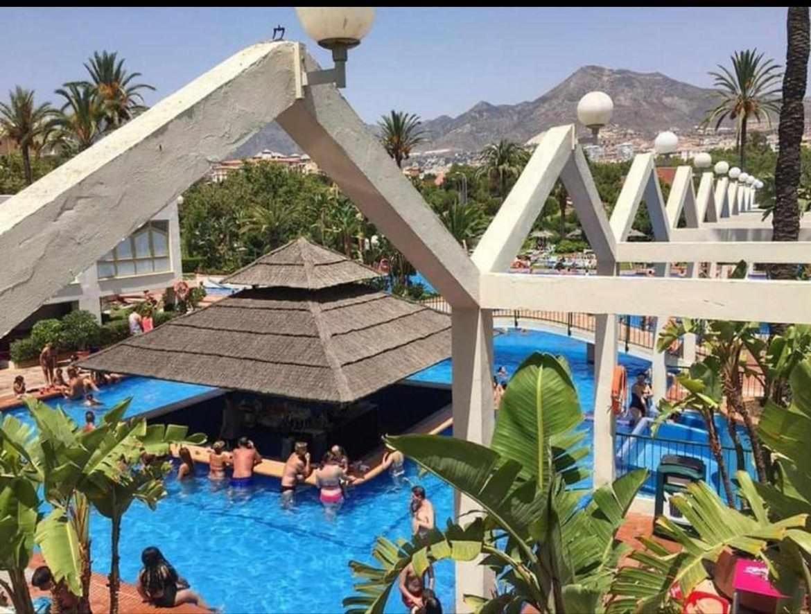 Turistico S *