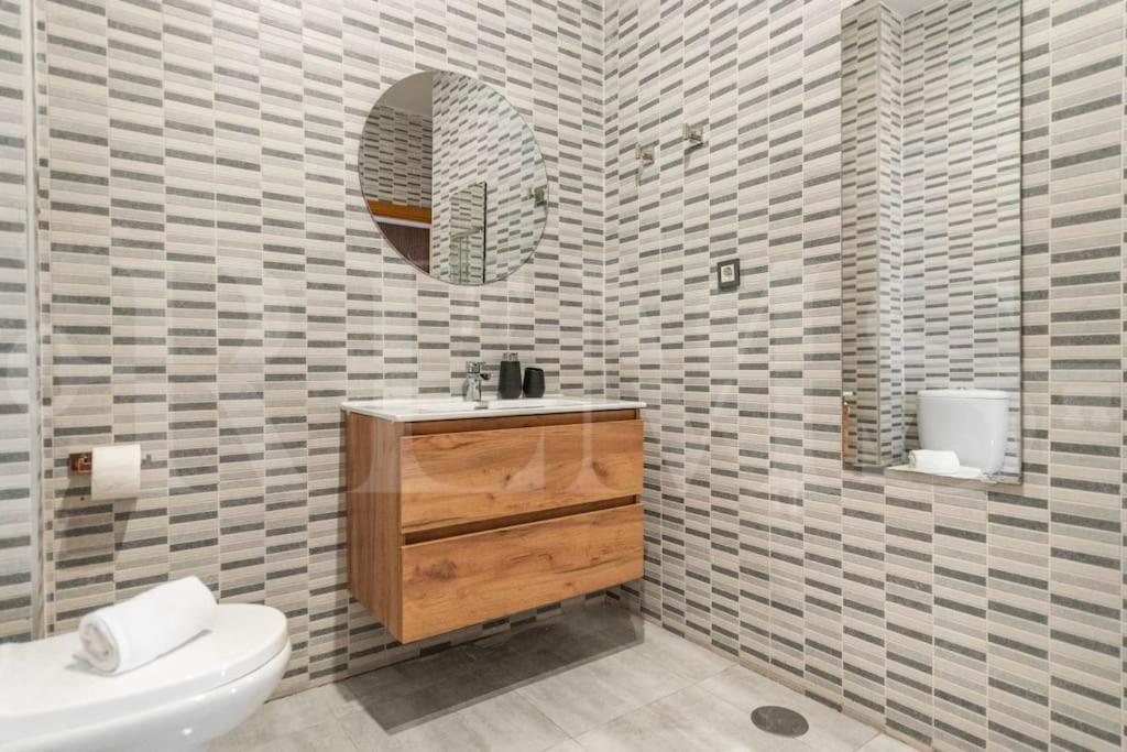 Appartamento Comfortable In The Center By Rems