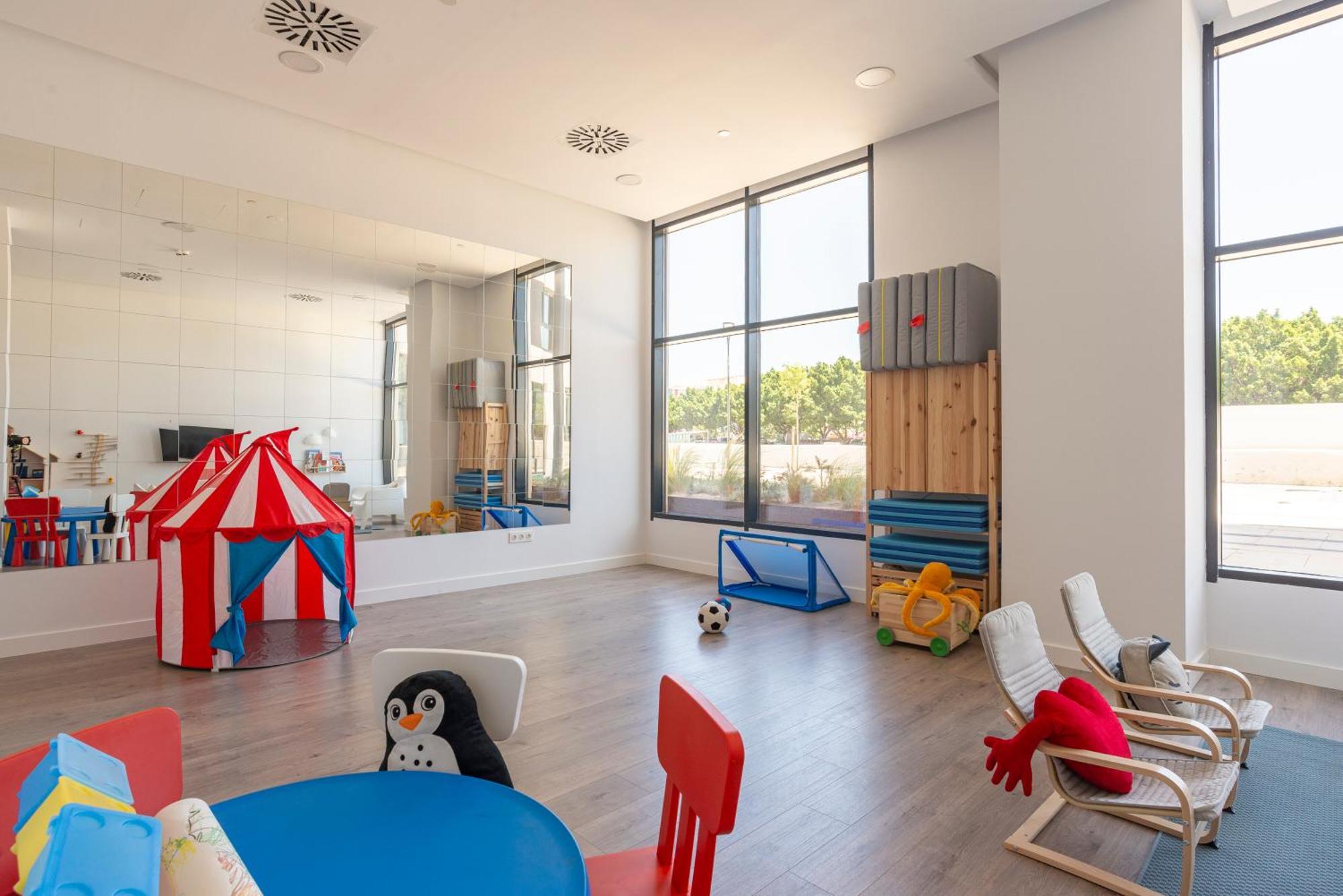 Appartement Skyline Iv Pool & Coworking By Ele *