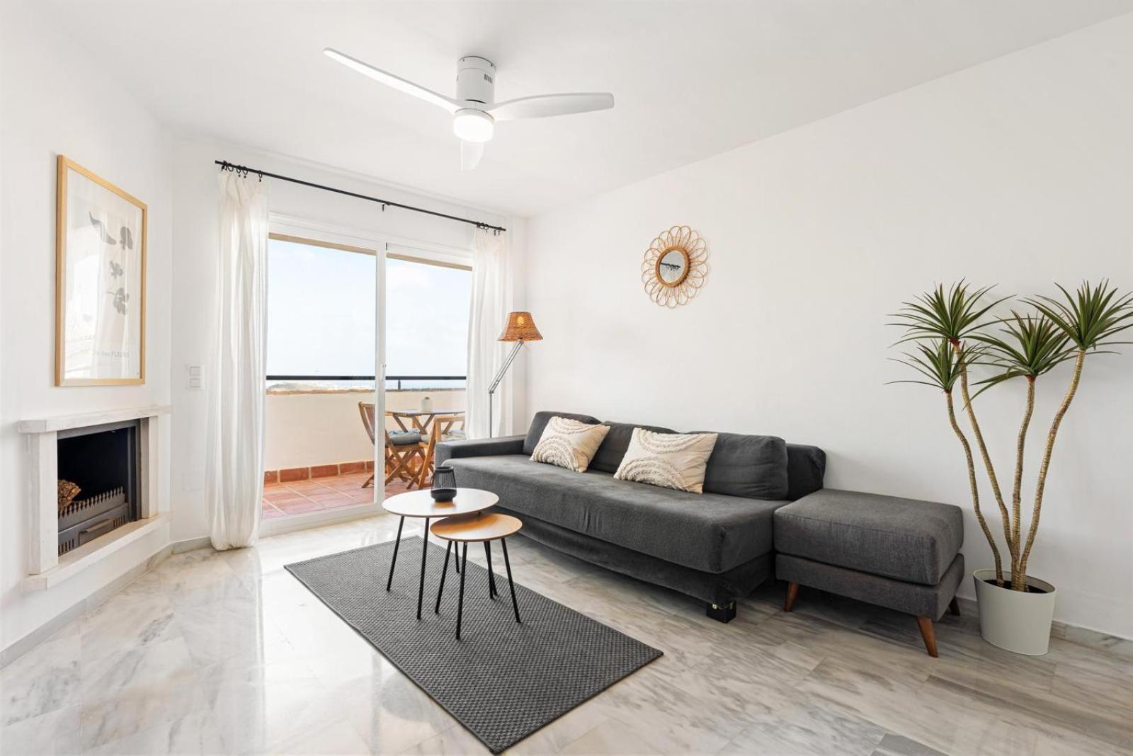 Riviera Sea Views Apartamento *
