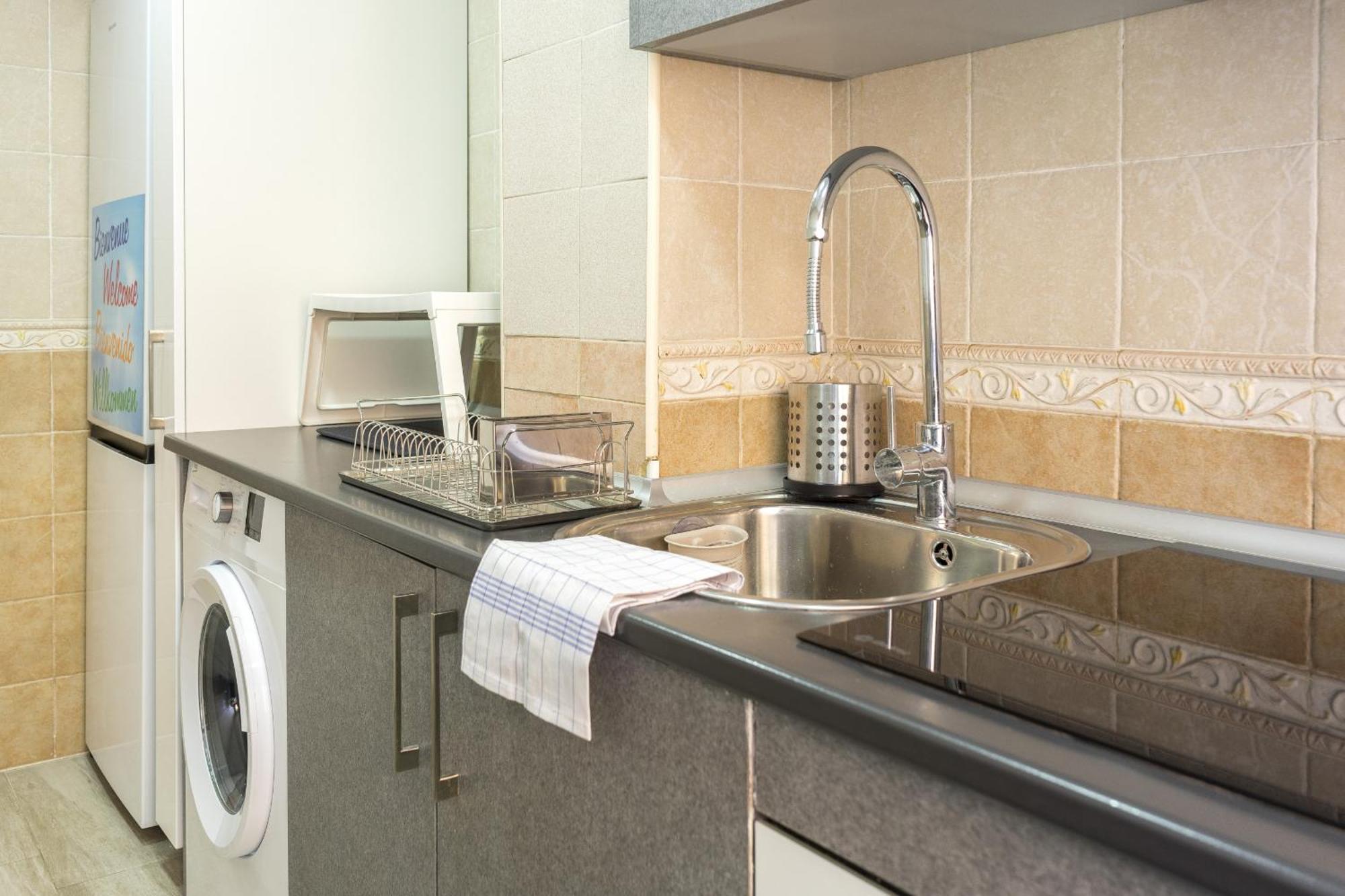 Lejlighed Two Bedroom Near Playa Del Palo By Sharingco *