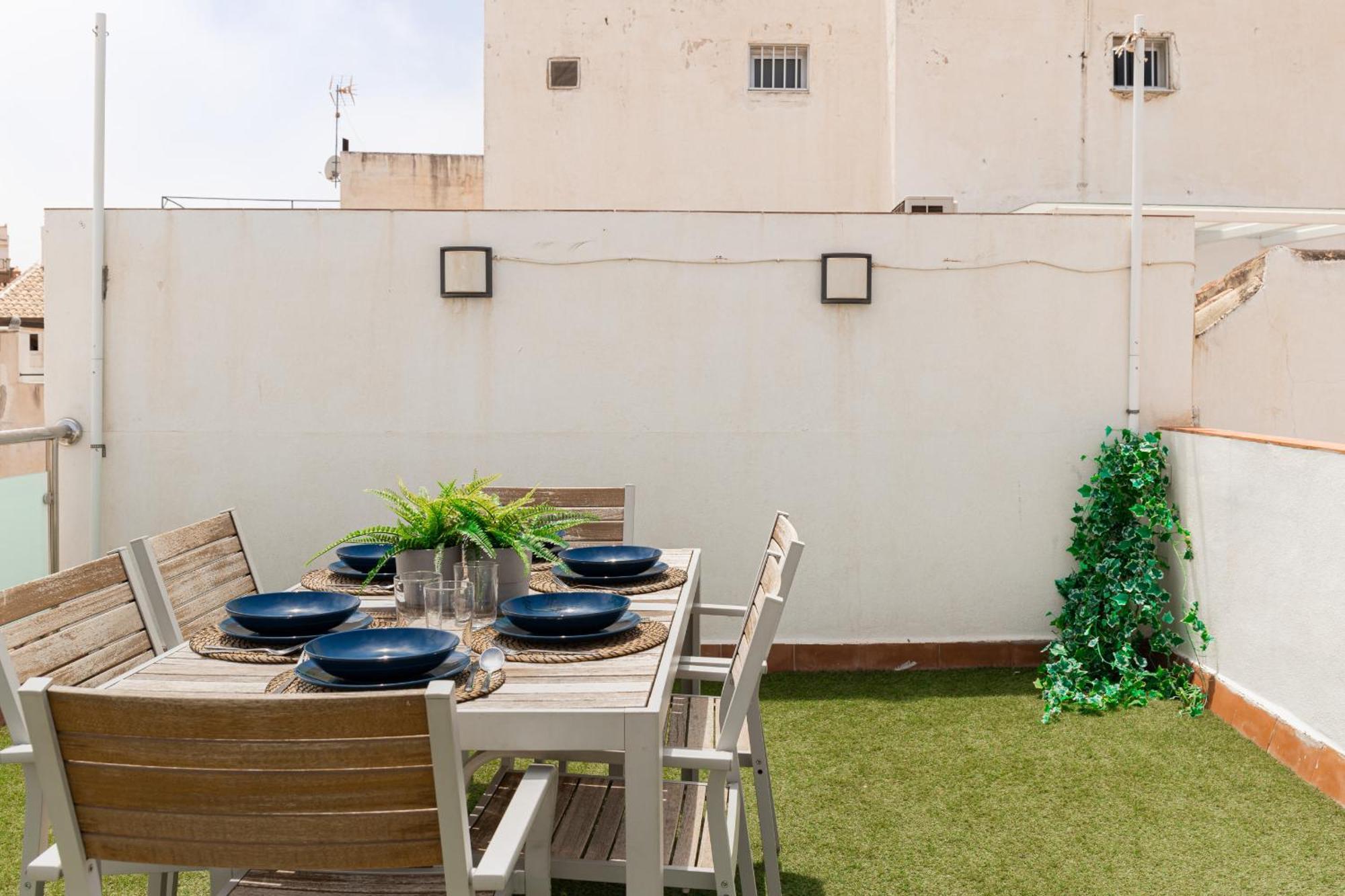 Apartamento C103 - Sunny Terrace, Old Town Views *