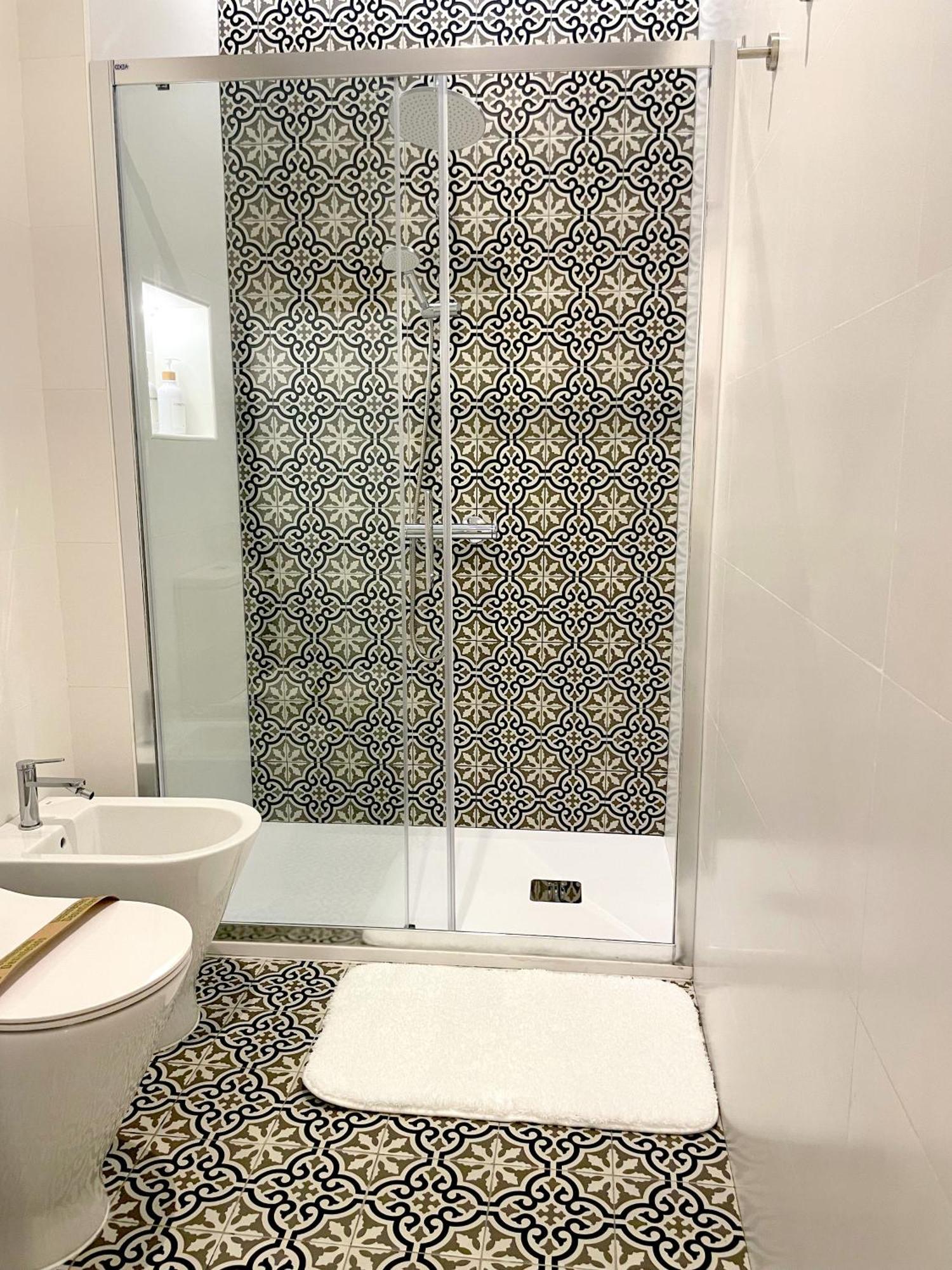 Lägenhet Piso Con Patio, 3 Habitaciones, En La Goleta *