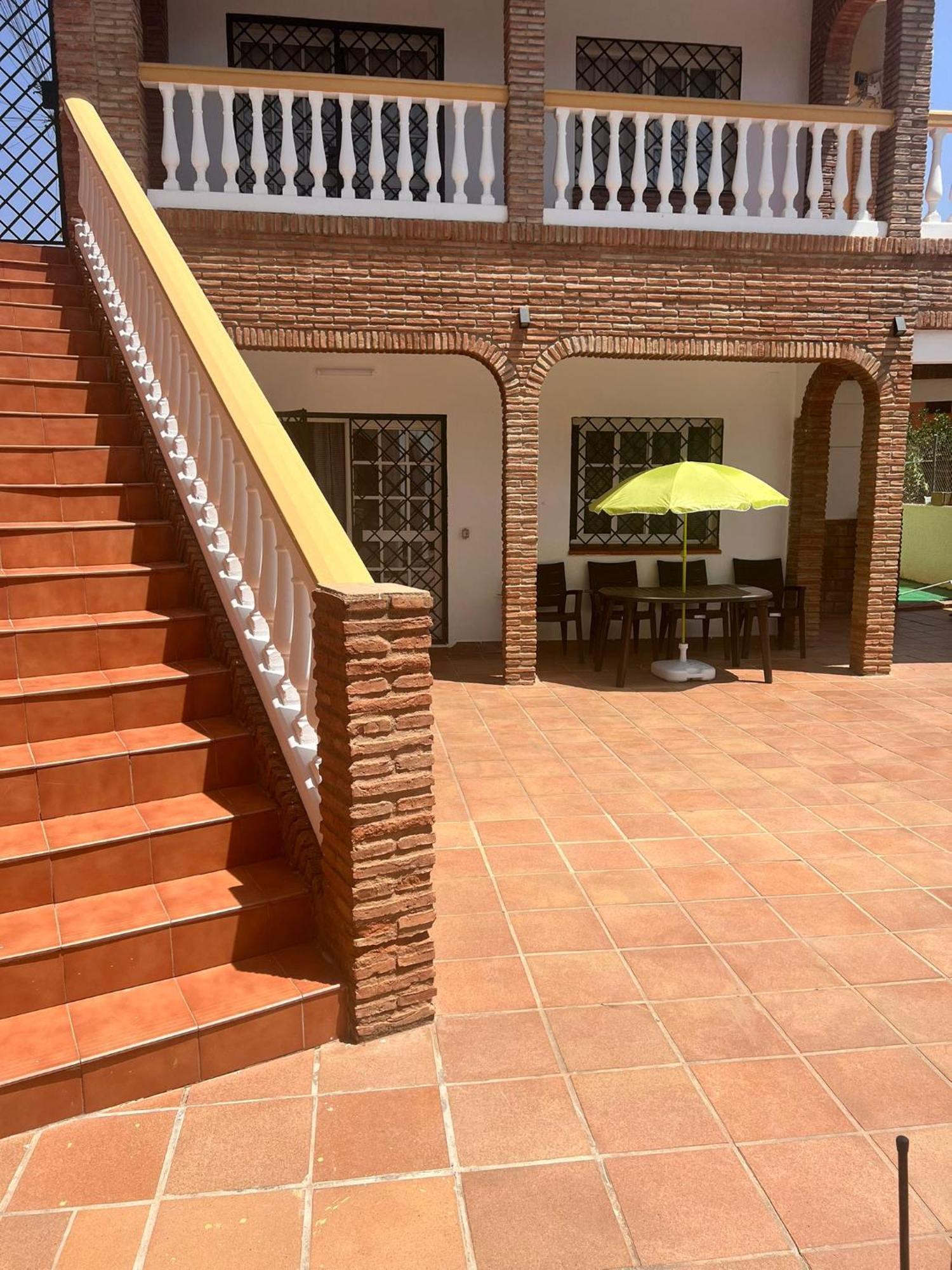 Guest house Uc *