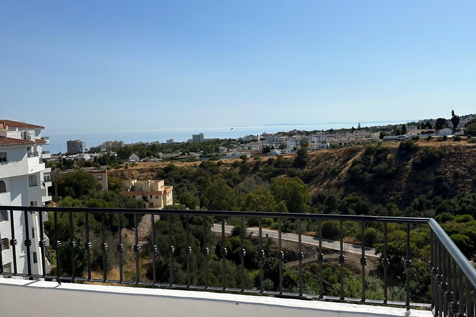 Luminoso Atico Duplex Con Vistas Al Mar Lägenhet Málaga