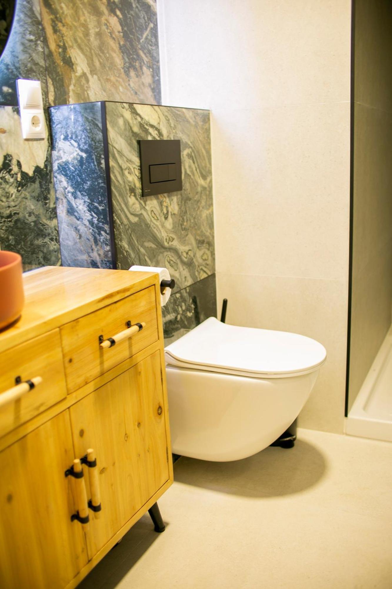 Casa Lyrata Comfort & Design