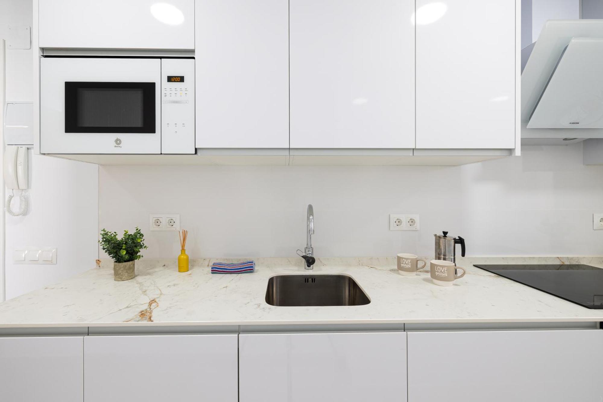Holidays2malaga Parque Huelin 2nd Line & Terrace Apartment Málaga