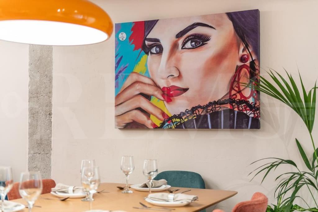 Apartment Stylish With A Street Art Touch By Rems *