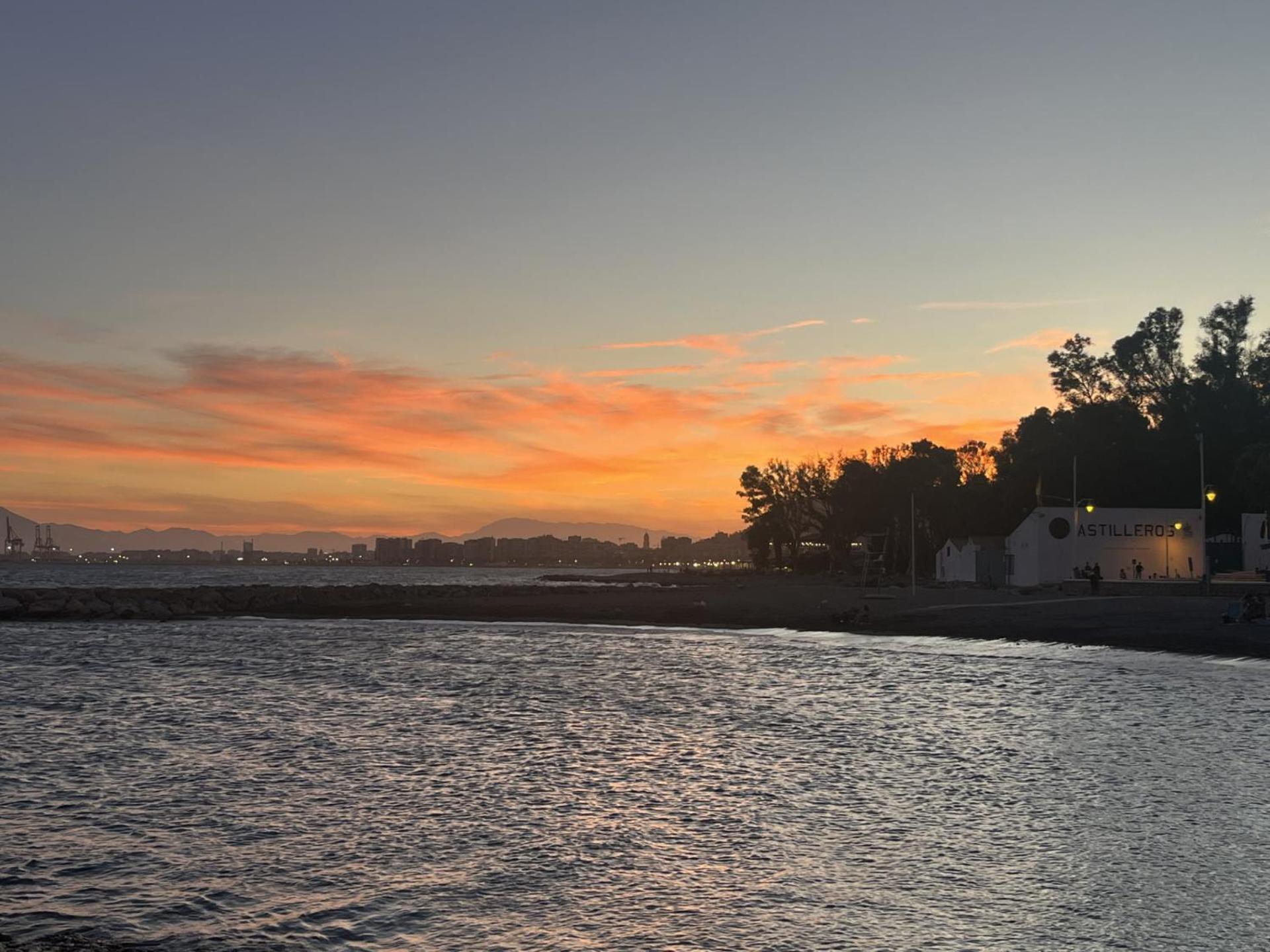 La Casa De La Playa Málaga