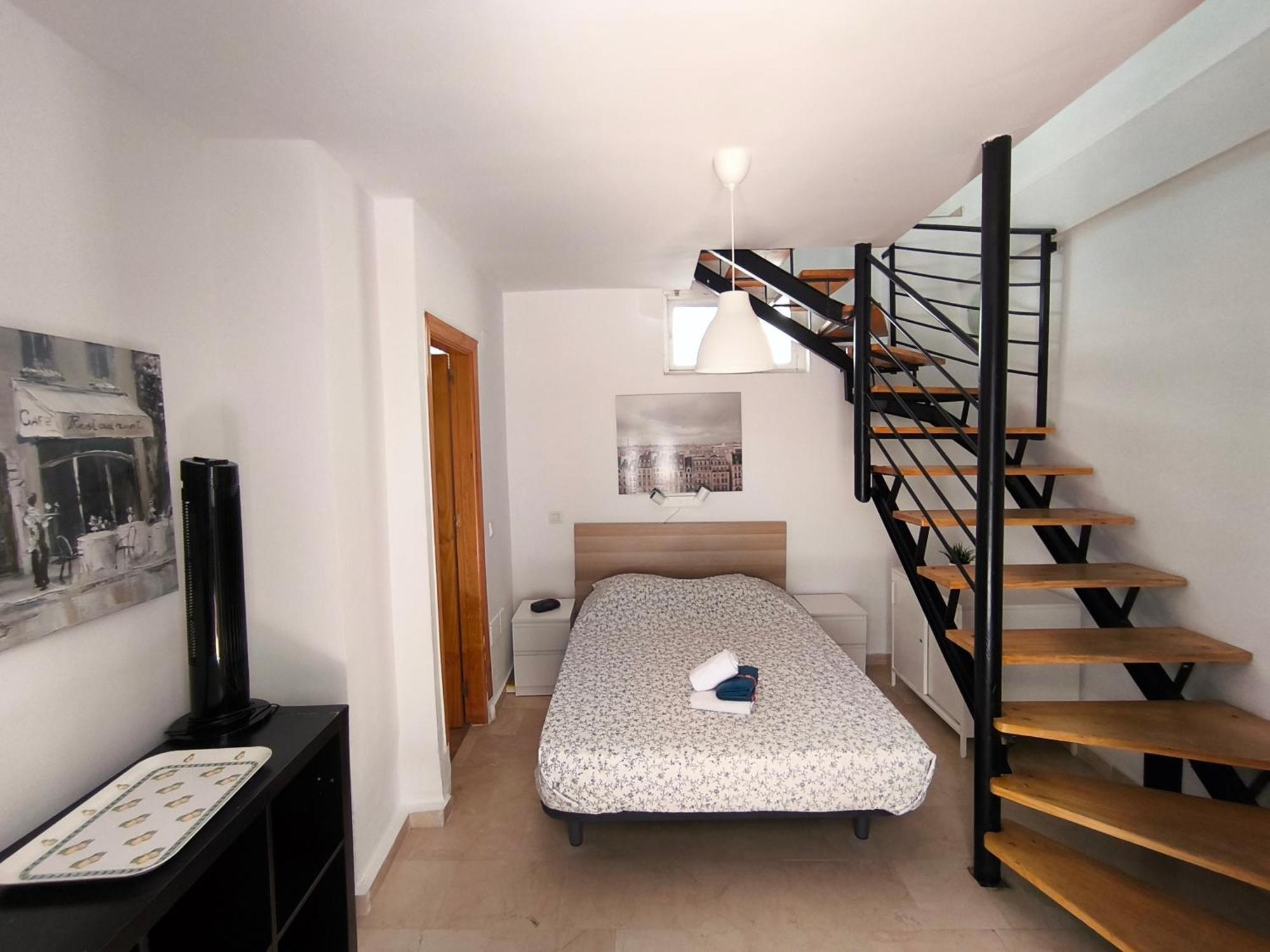 Cosy Duplex Flat In The Heart Of Appartement Málaga