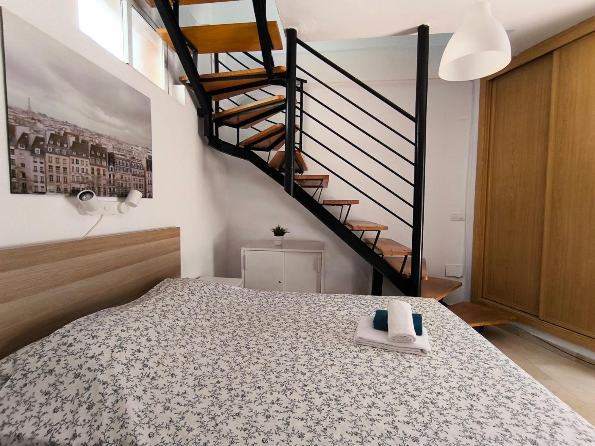 Appartement Cosy Duplex Flat In The Heart Of