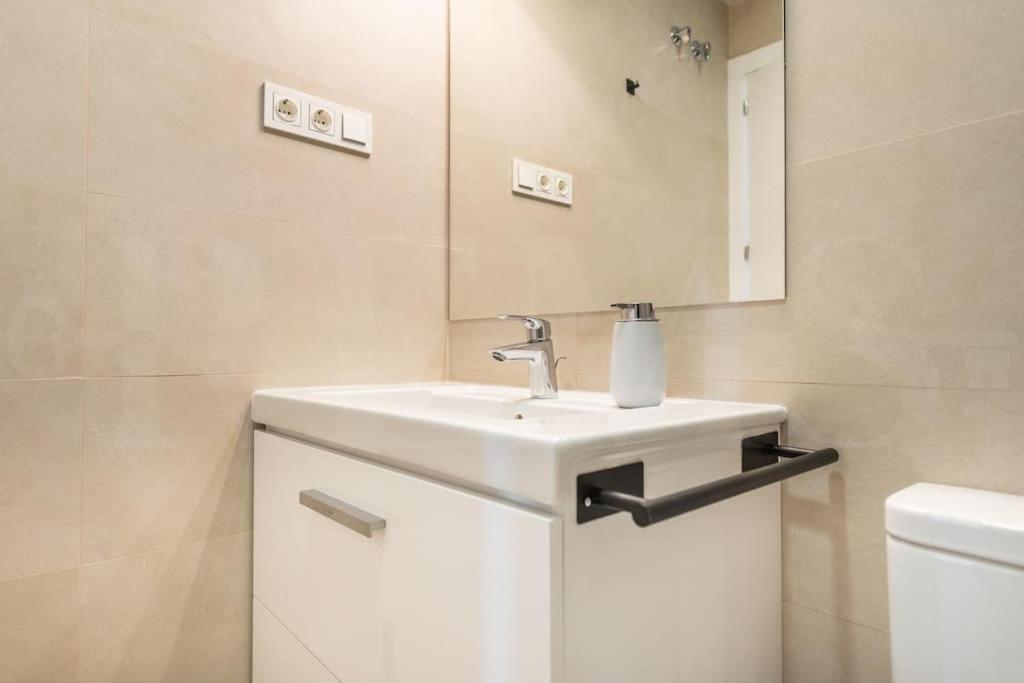 Appartement Urban Sky With Parking & Gym By Rems
