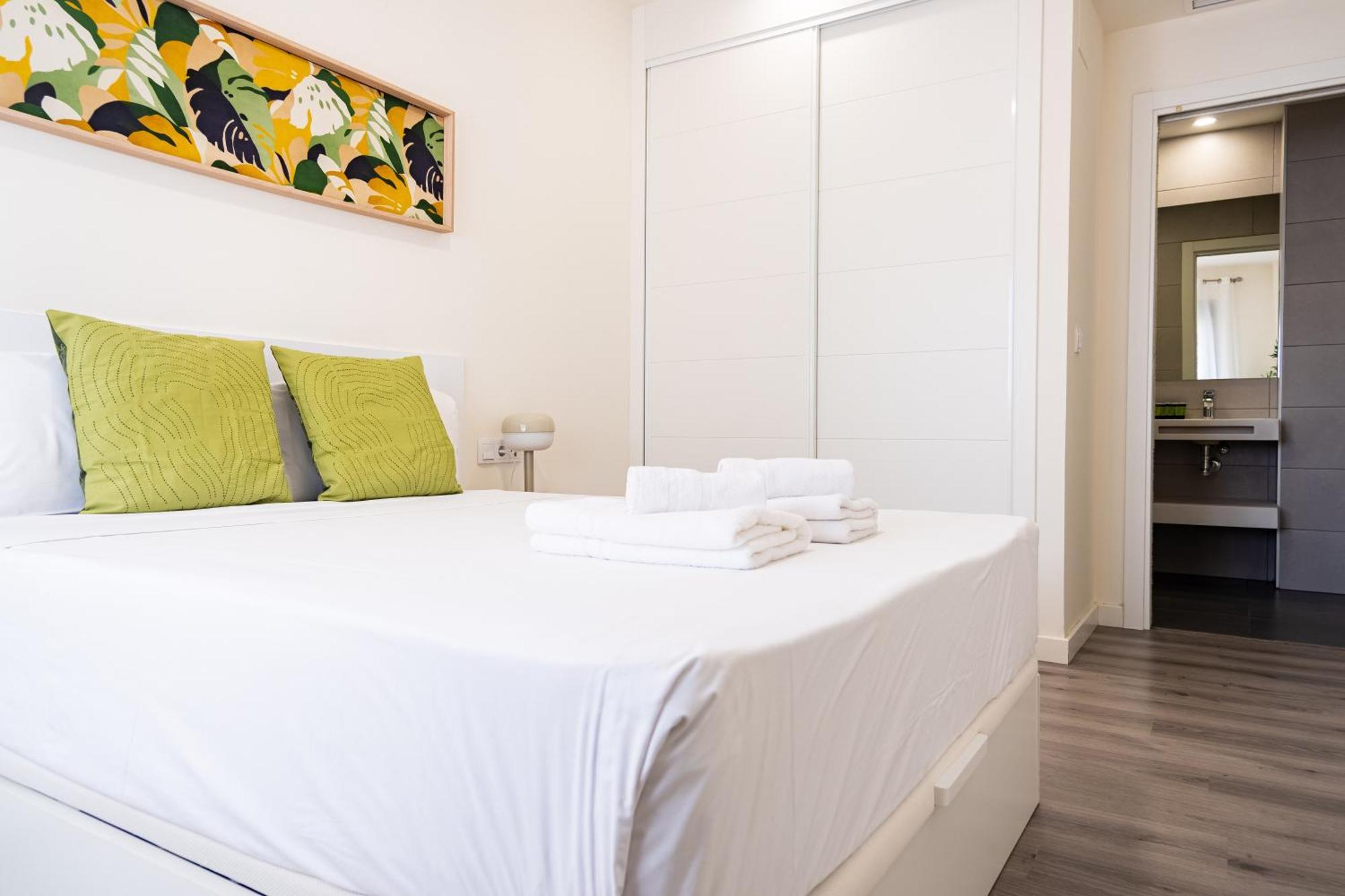 Apartment With Pool-2bedrooms 2bathrooms-malaga *
