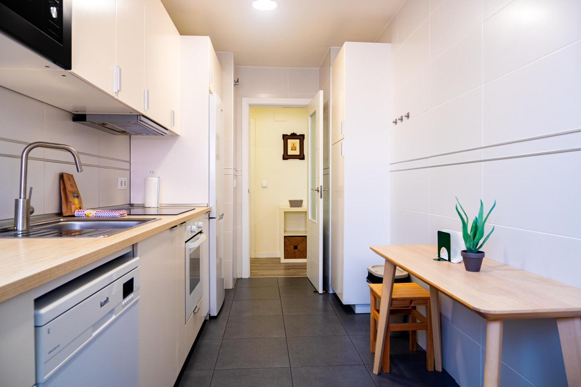 With Pool-2bedrooms 2bathrooms-malaga Apartment