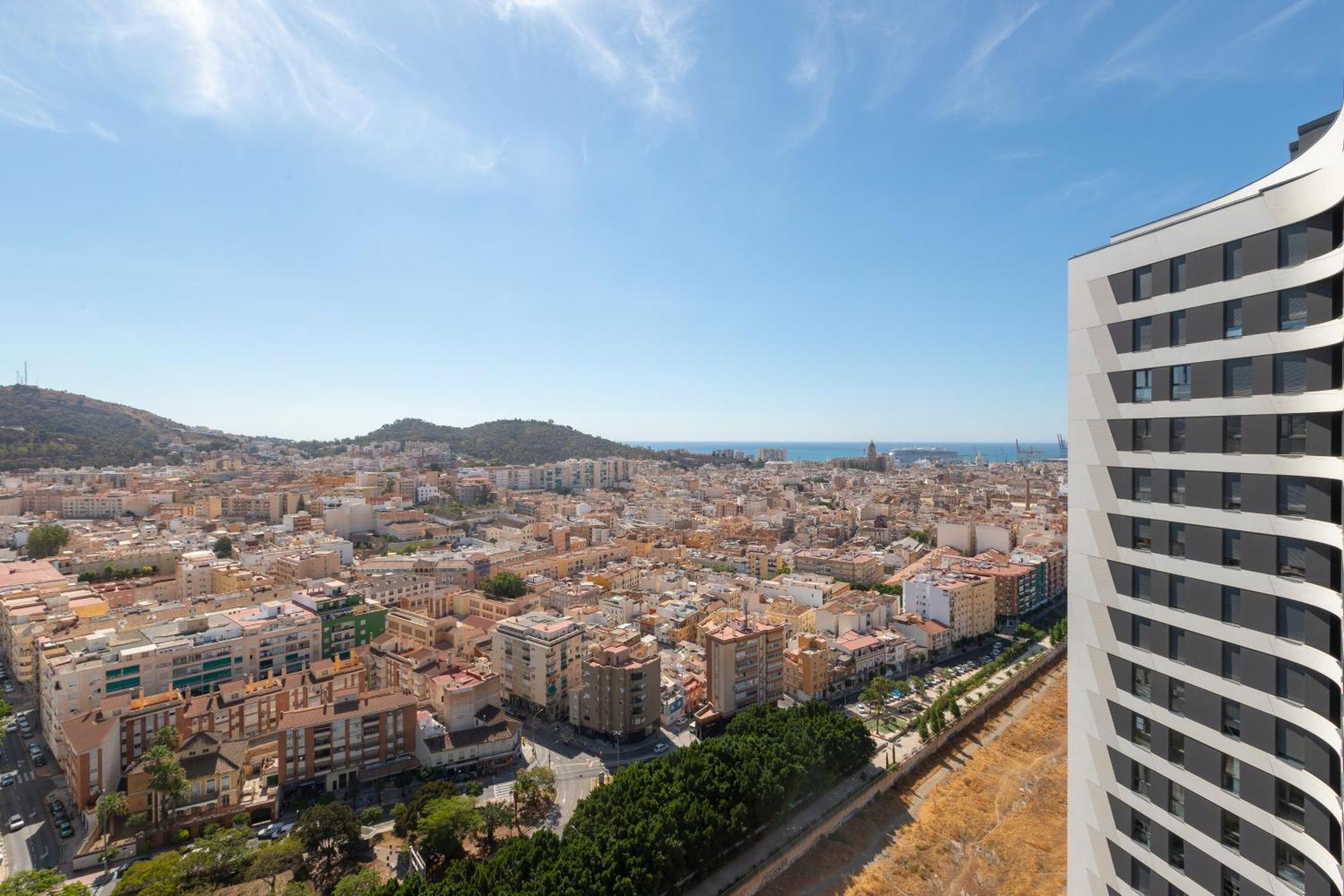 Unique Three-bedroom In The Heart Of Apartment Malaga
