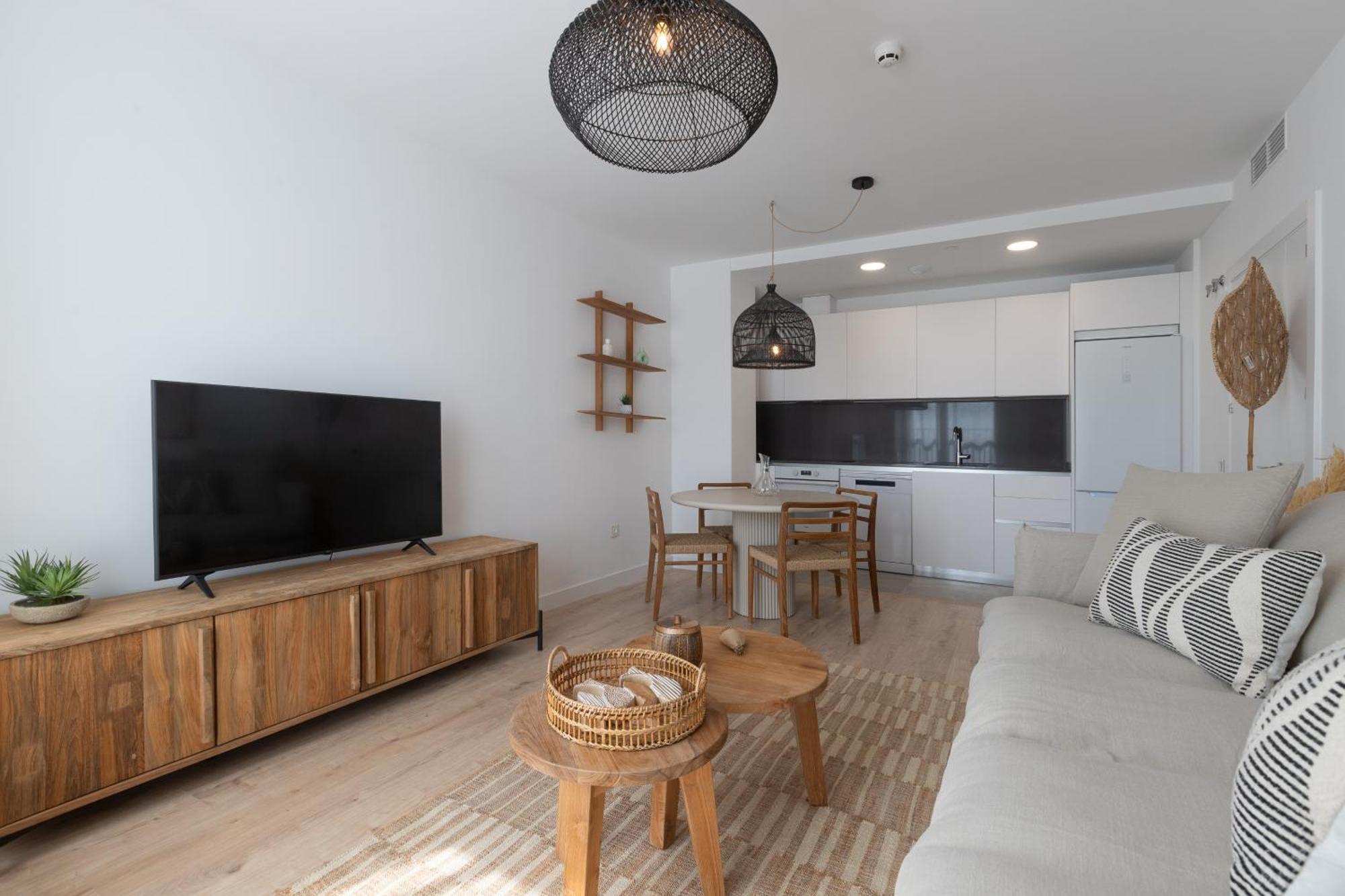 Unique Three-bedroom In The Heart Of *