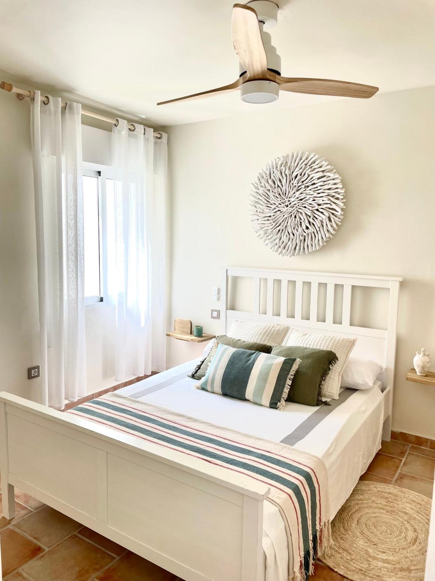 Apartamento Atico Con Dos Terrazas Con Estupendas Vistas Del Mar