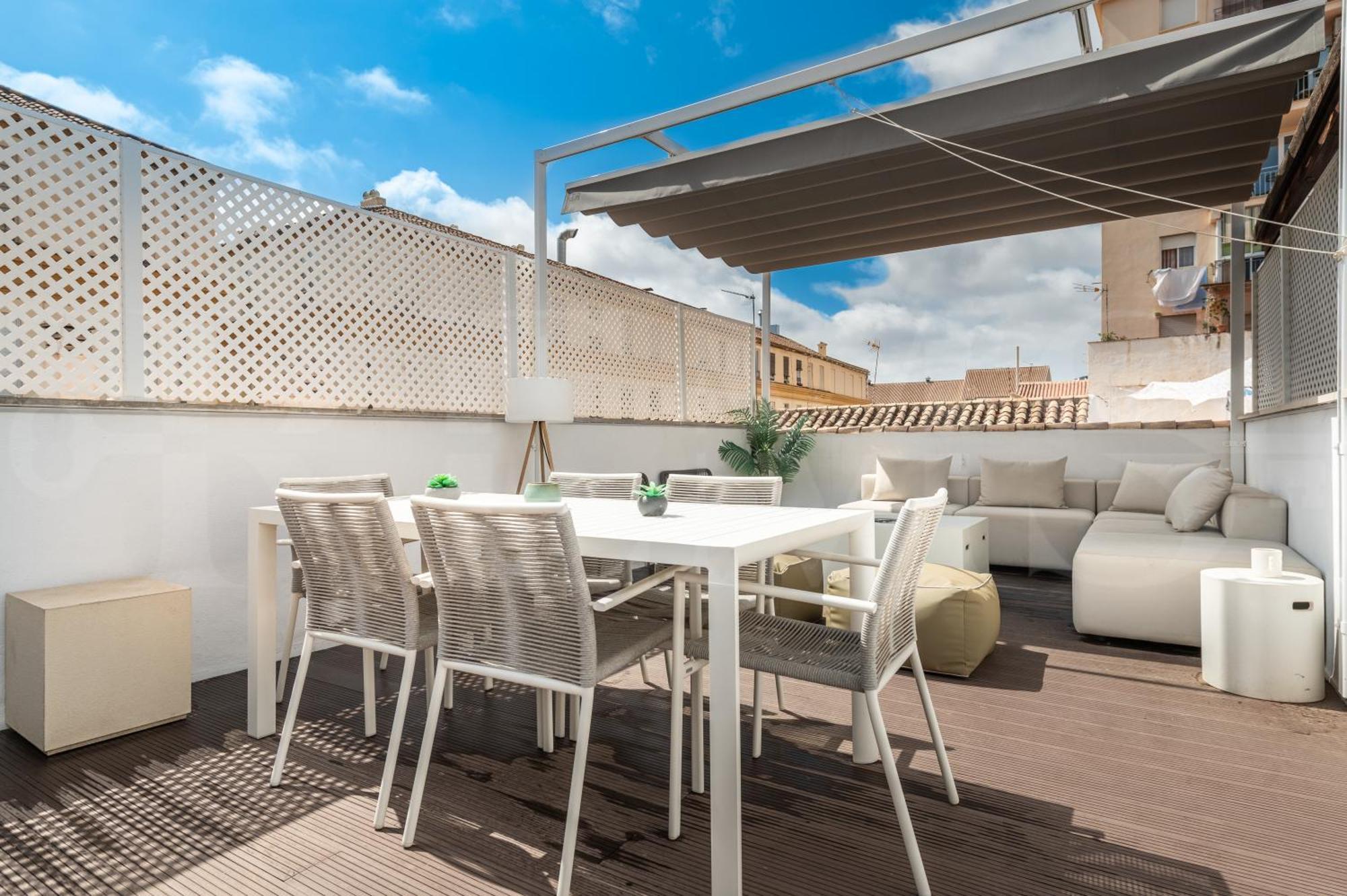 Lejlighed Sophisticated & Private Terrace - Center By Rems