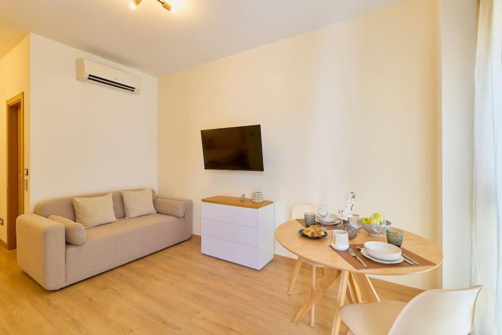 Smart Loft With Pool & Garage Jinetes * Málaga