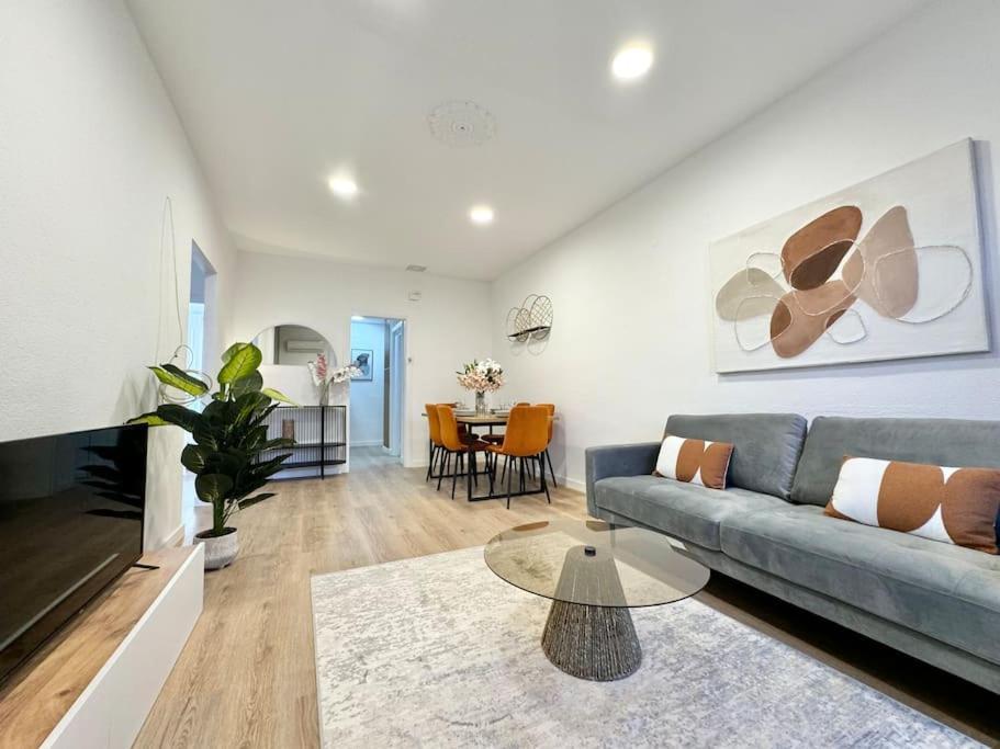 Spacious 3bd With 2bh & Ac Appartamento *