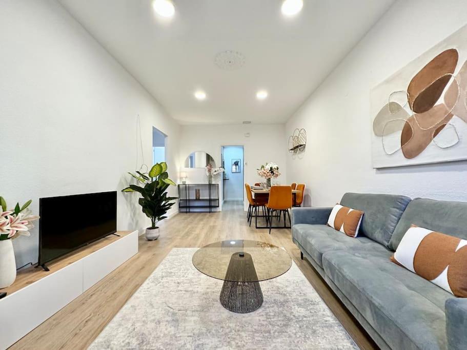 Spacious 3bd With 2bh & Ac Appartamento