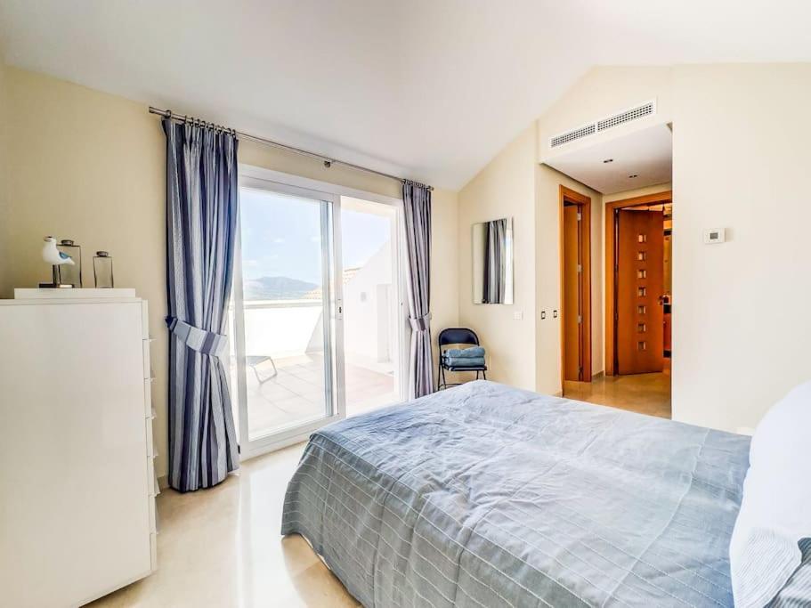 Appartamento 111-penthouse Apartment, Views, Pool, La Cala Golf *