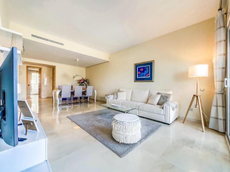 Appartamento 111-penthouse Apartment, Views, Pool, La Cala Golf *