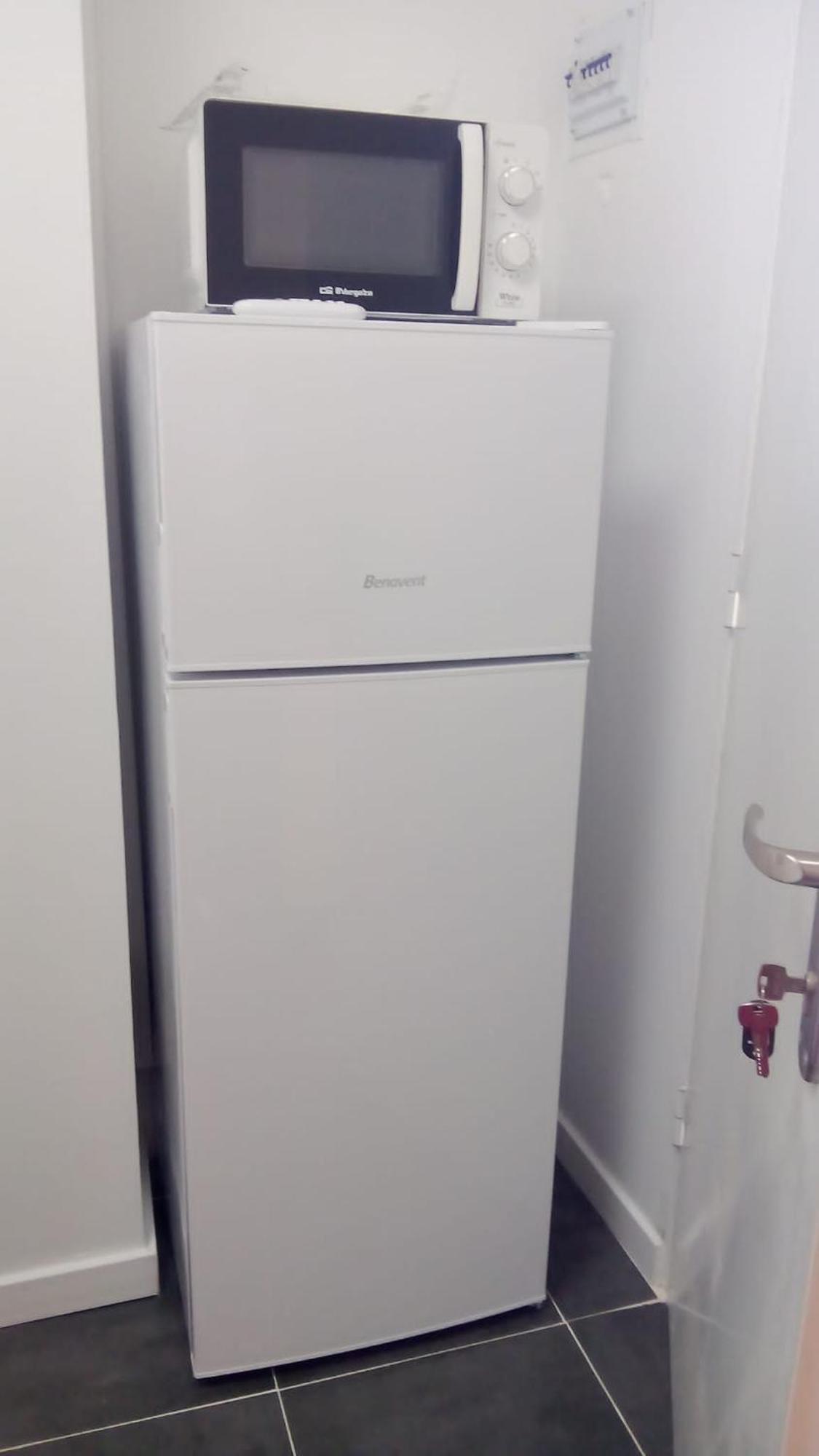 Apartamento Estudio Encantador Cerca Del Carrefour Rosaleda 1