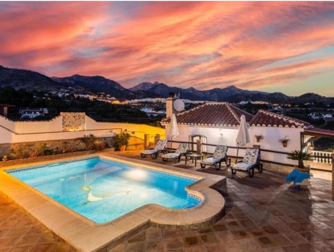 Casa de Férias Frigiliana Casa Paloma *