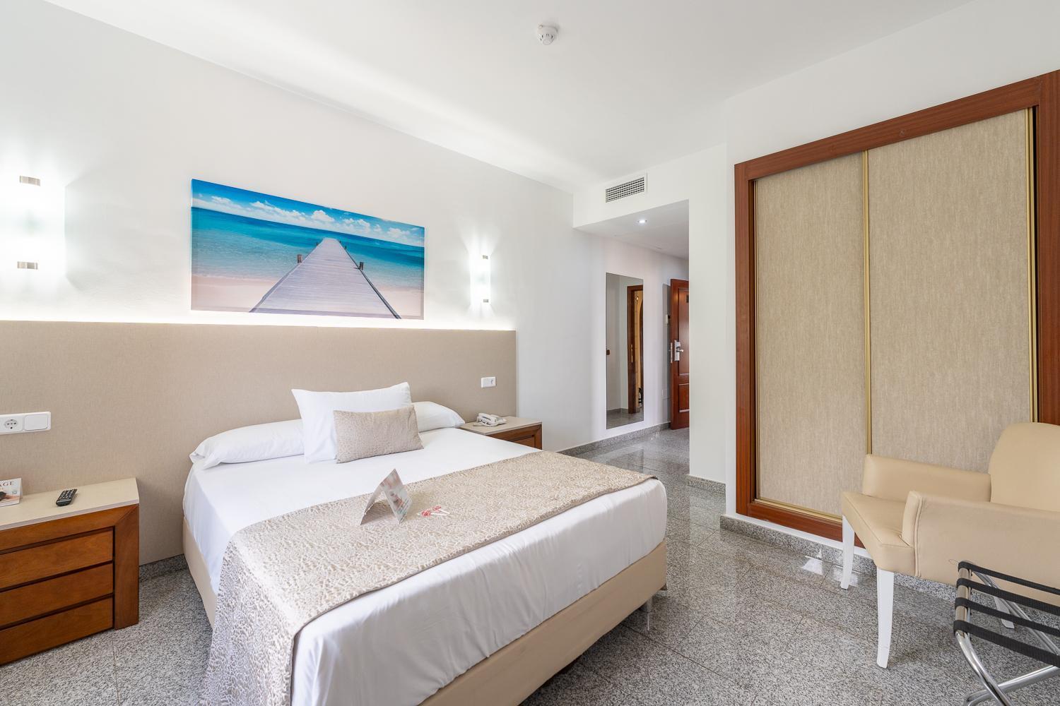 Plaza Del Castillo Hotell