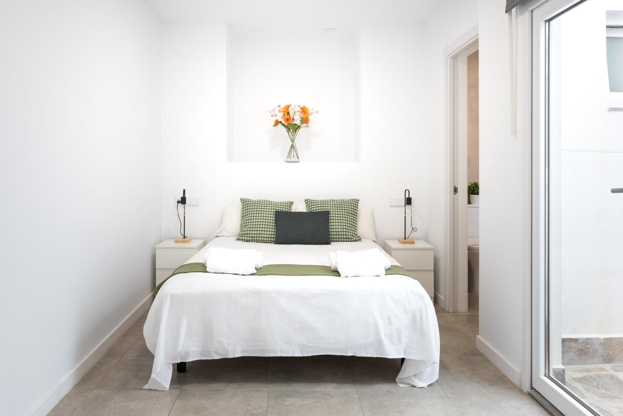Wintowinrentals Altamira Bajo Appartamento Málaga