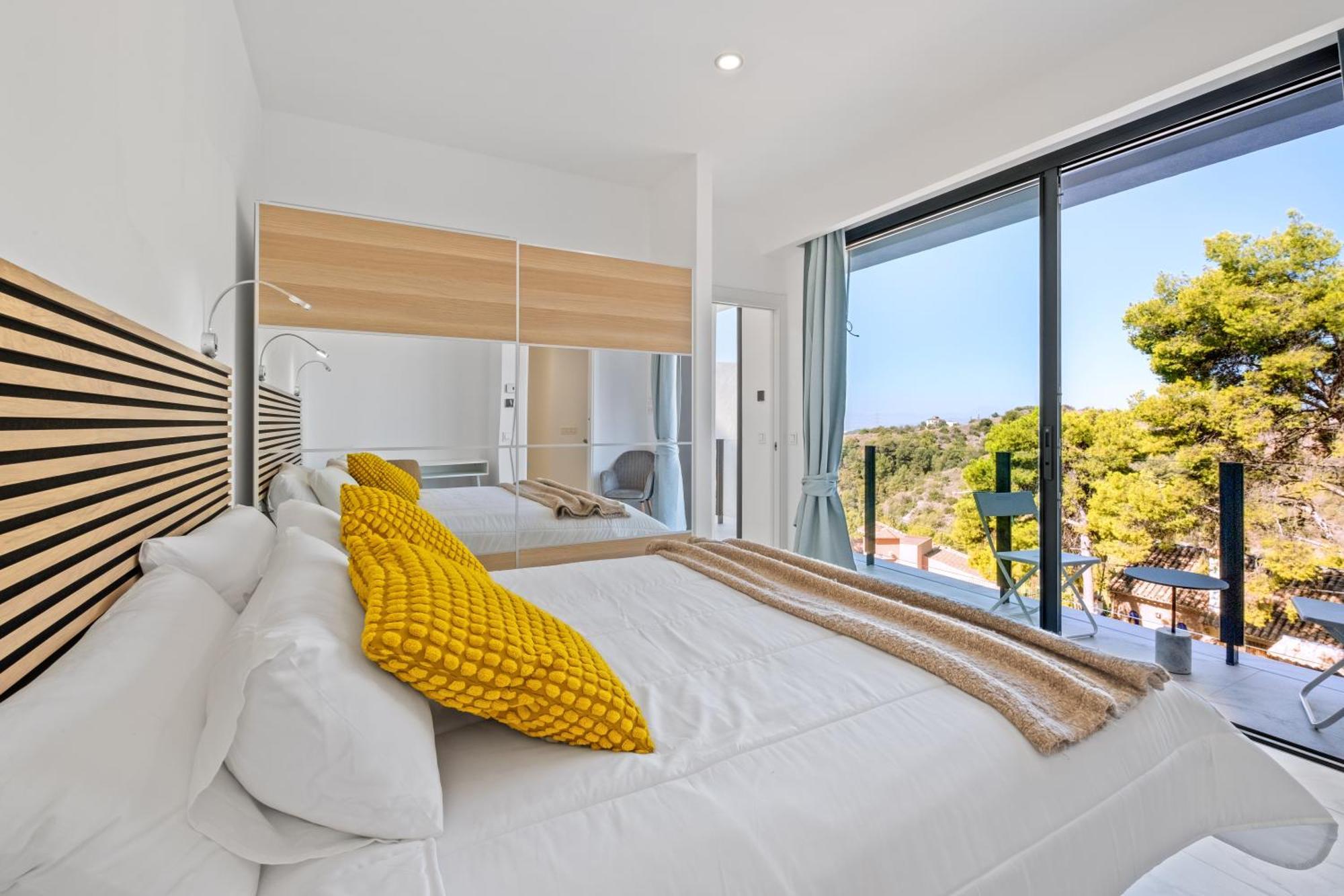 Villa Pinares De San Anton, Malaga, With Sea, City And Mountain Views Málaga
