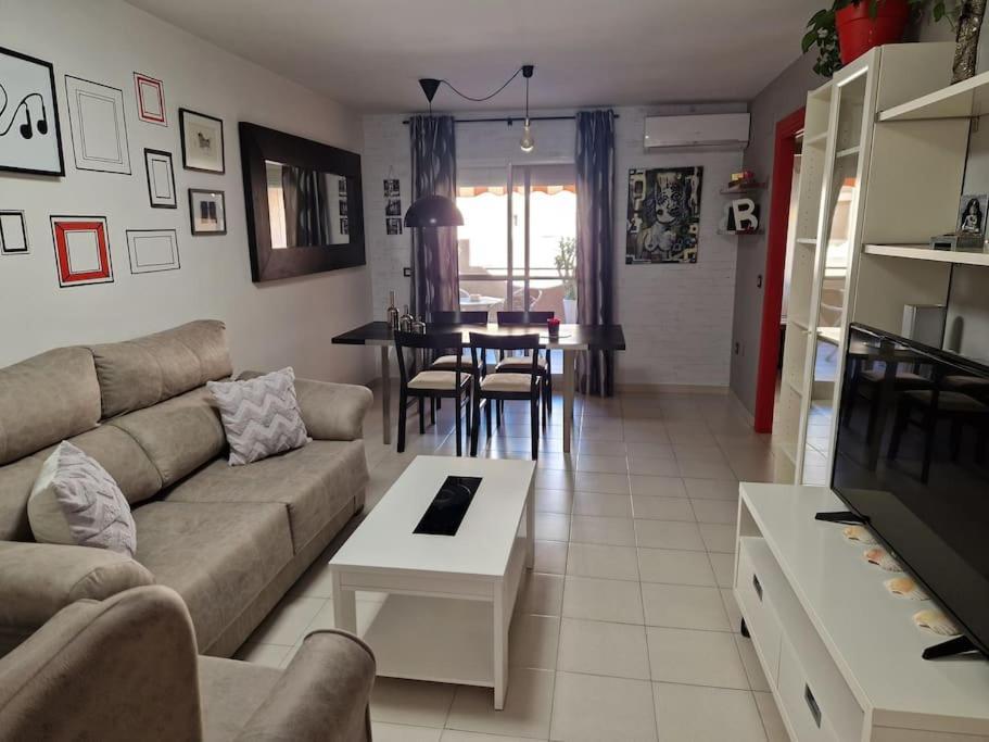 Piso En Entorno Natural Con Excelente Comunicacion Appartamento Málaga