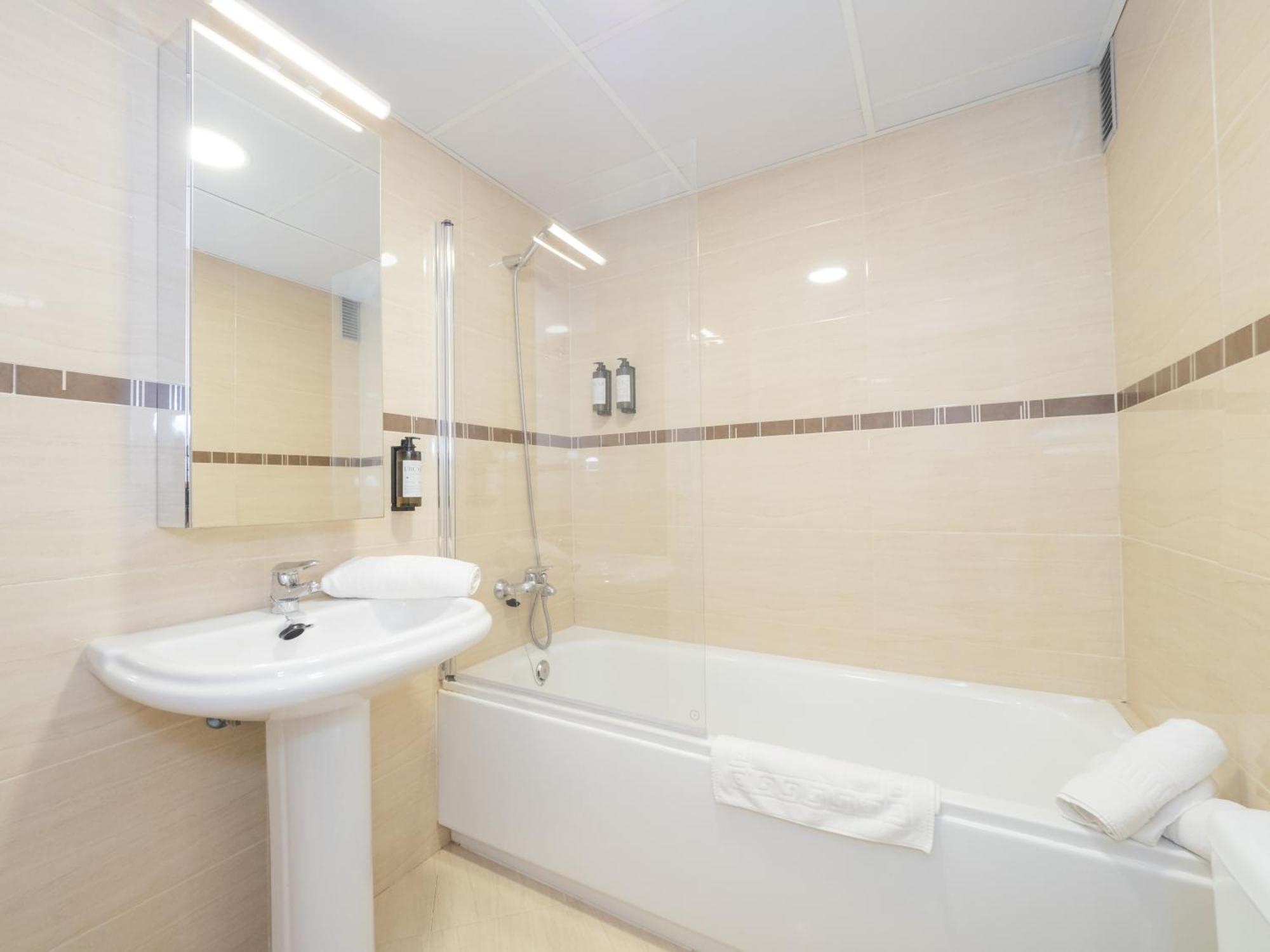 Mshome Gran Casa Rios Rosas Leilighet Málaga