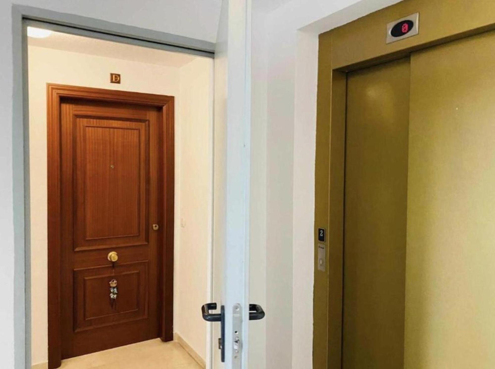 Lägenhet H2m Plaza De Toros Vieja 2 Bedroom Smart Tv & Wifi *