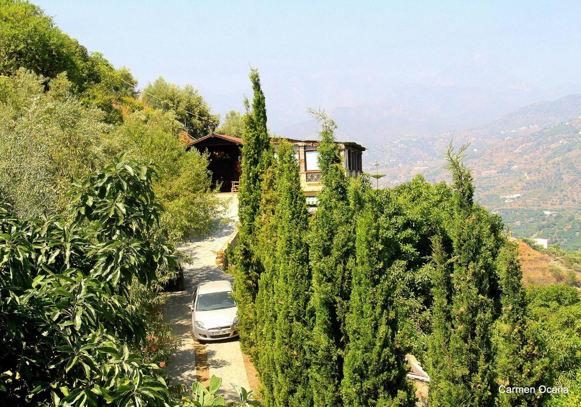 Chalet Casa Luxury Madera En Montanas De Torrox