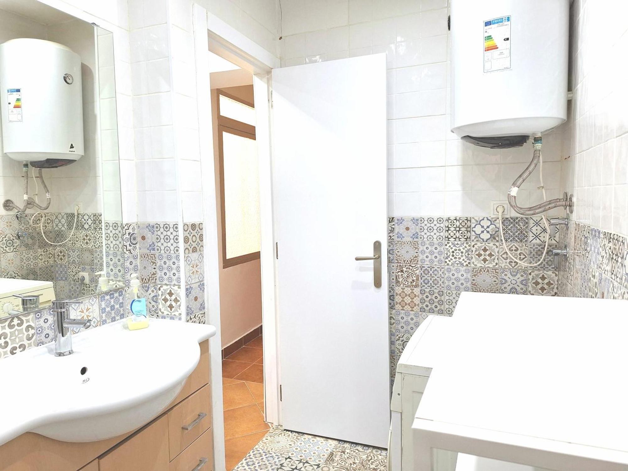 Sunny Malaga Centre Flats, 2 Options, With Balcony Or Terrace *