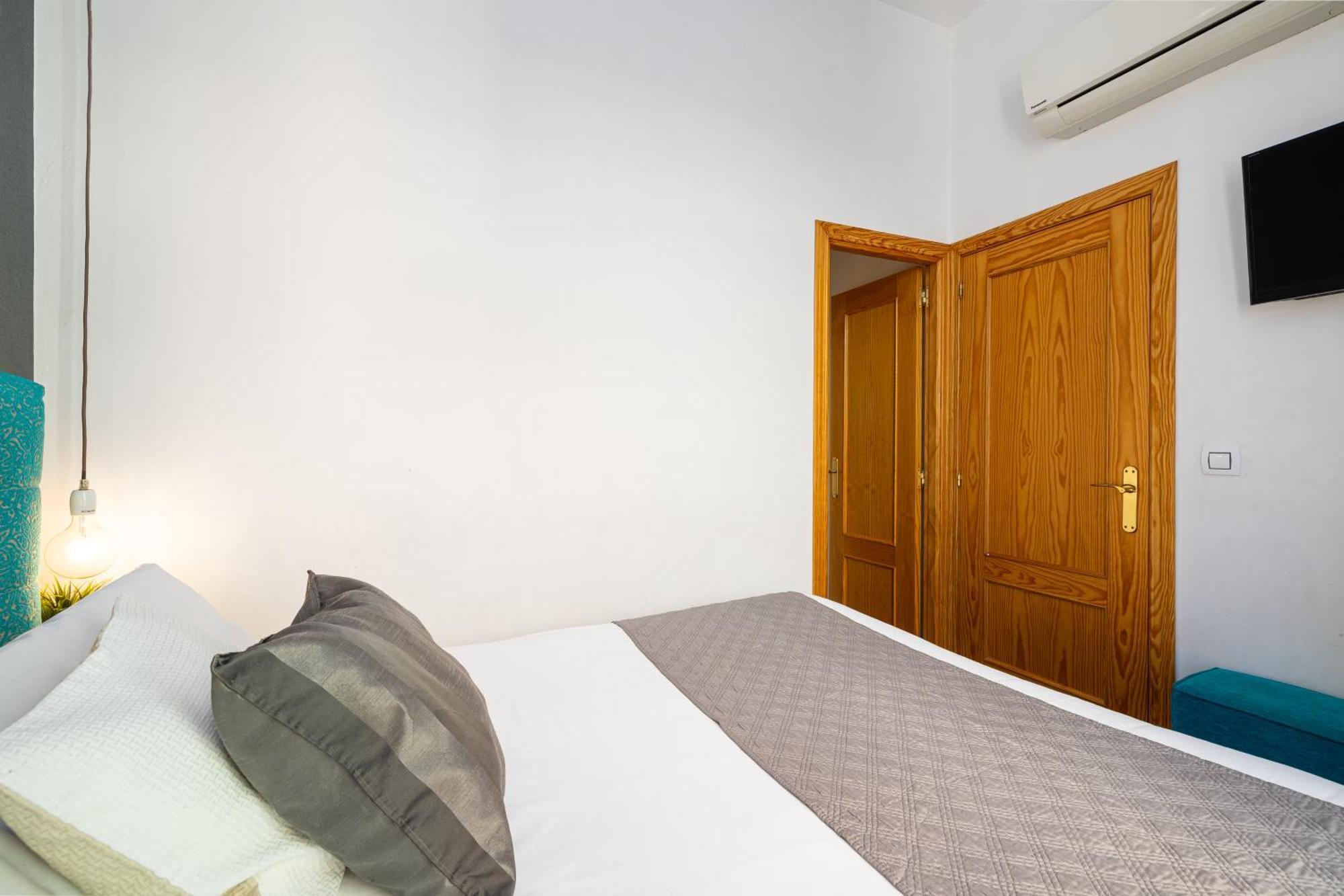 Holidays2malaga Dos Aceras In Old Town & High Speed Wifi Malaga