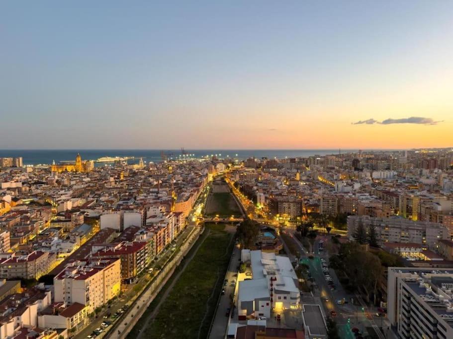 Leilighet Skyline With Pool - Floor 26 - Free Parking
