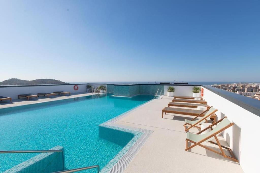Leilighet Skyline With Pool - Floor 26 - Free Parking