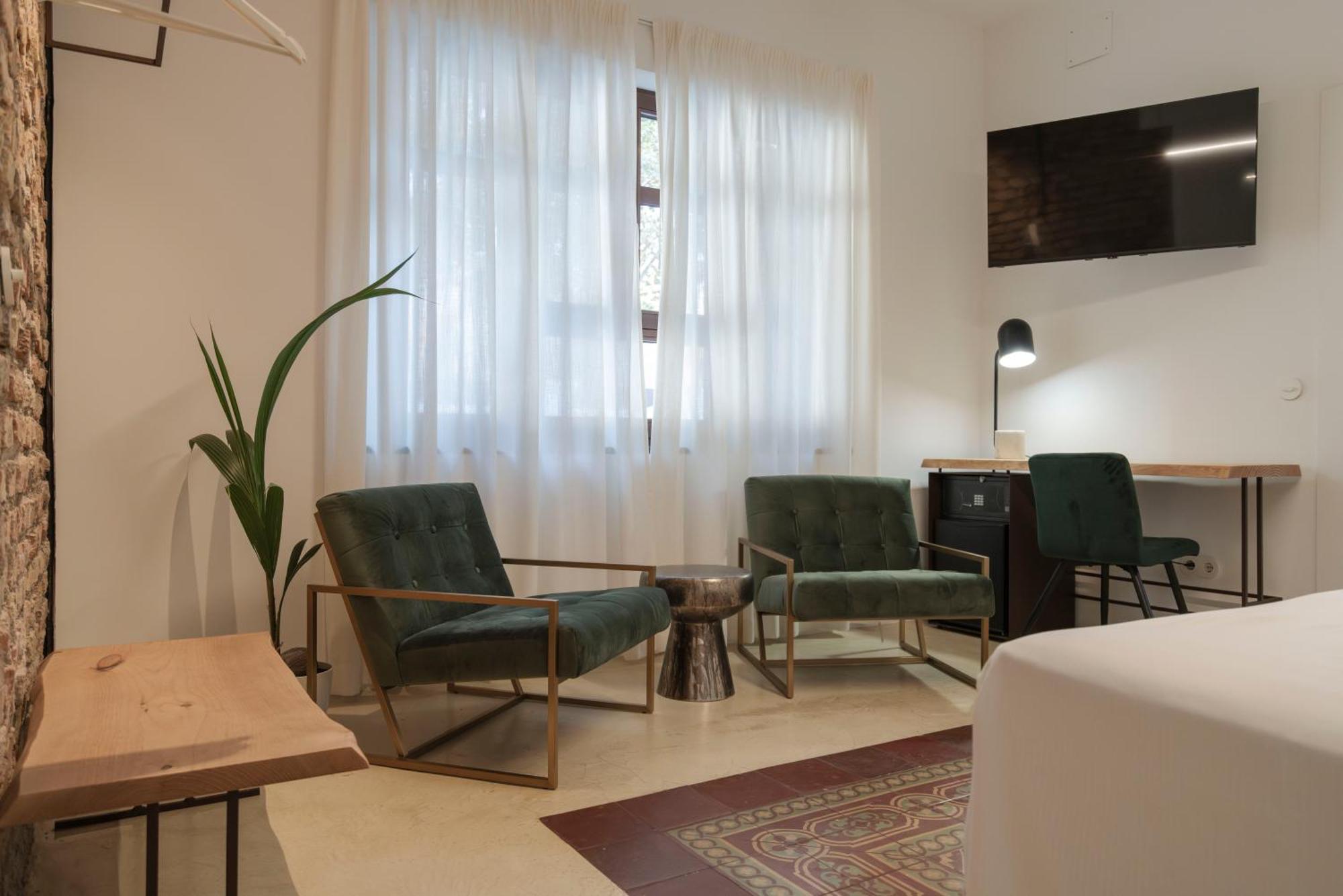 La Moderna Hotell *