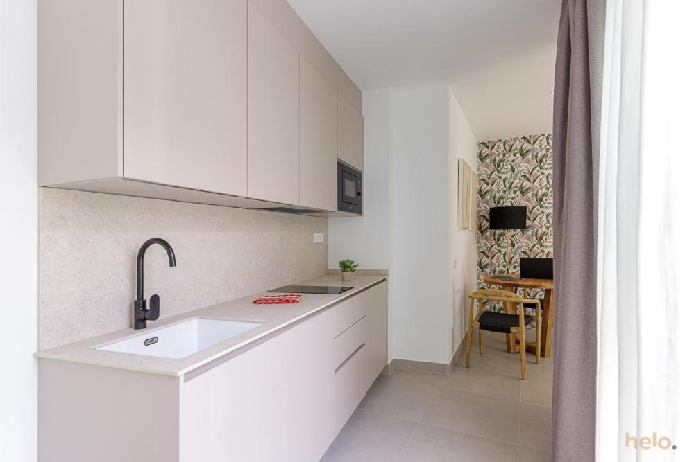 Cervantes Aparthotel