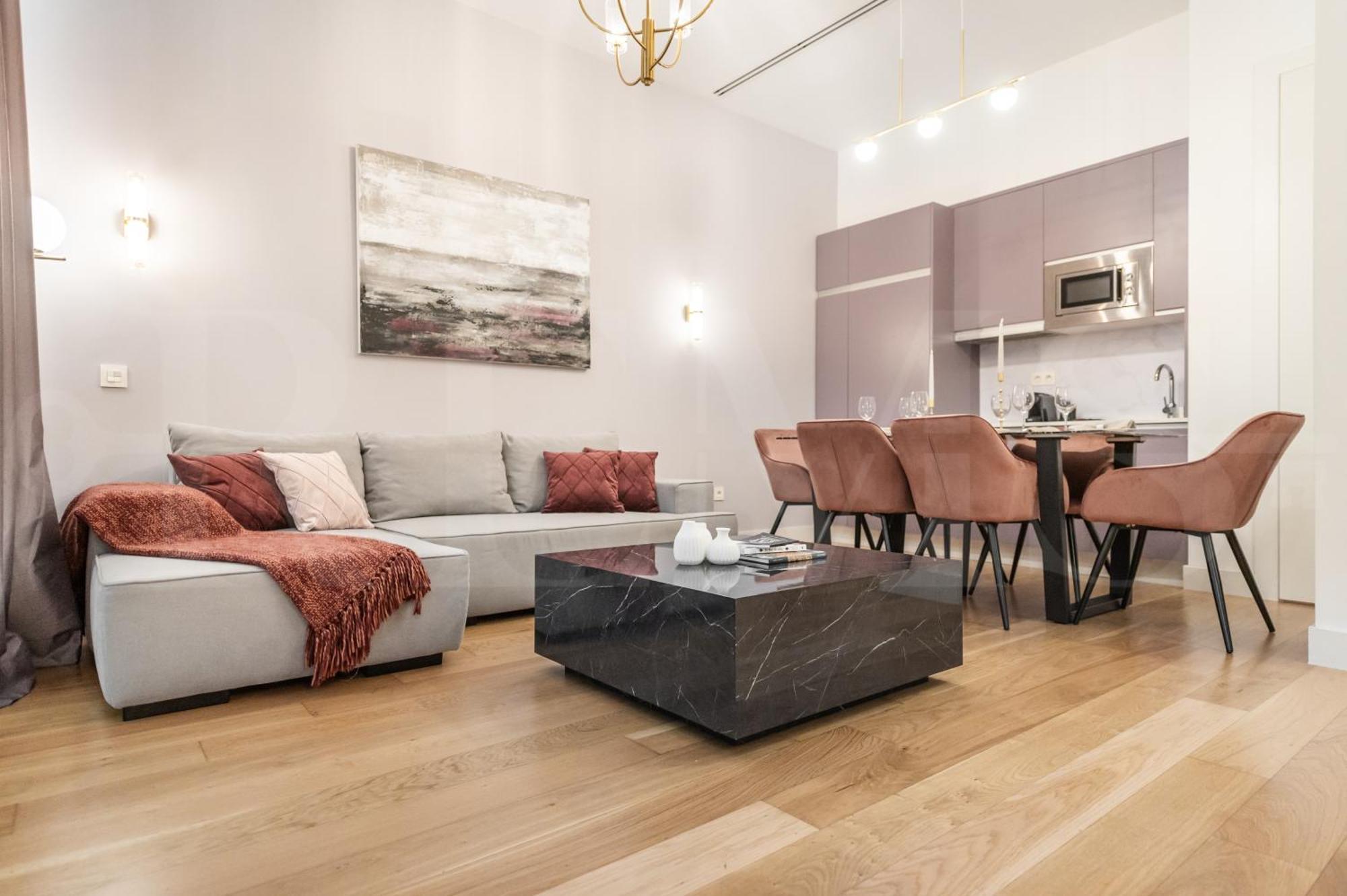 Sophisticated Modern Center By Rems Apartment *