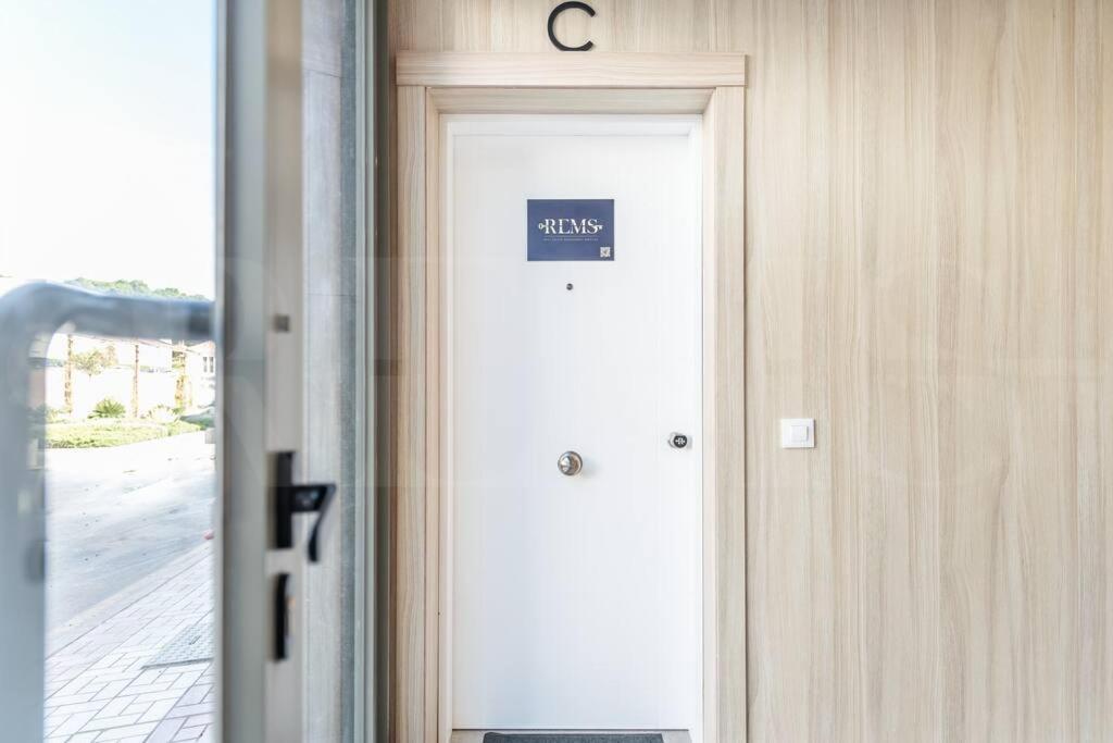Enchanting And Bright Center By Rems Apartamento