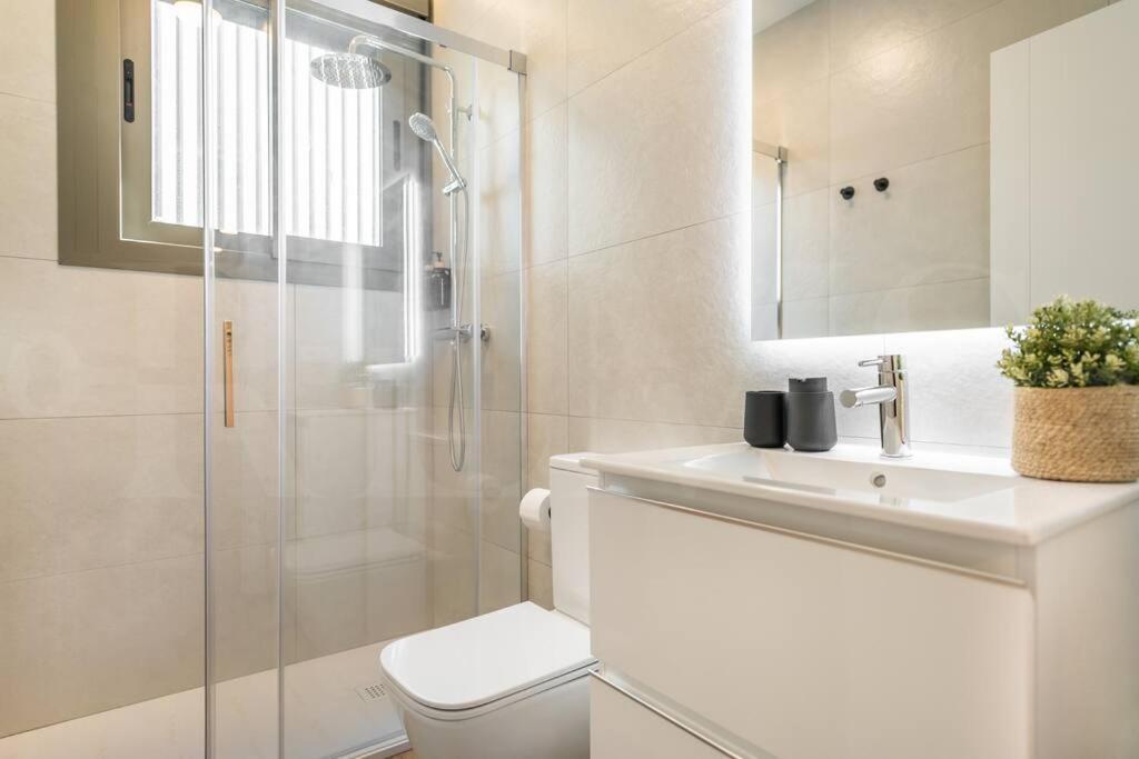 Apartamento Enchanting And Bright Center By Rems