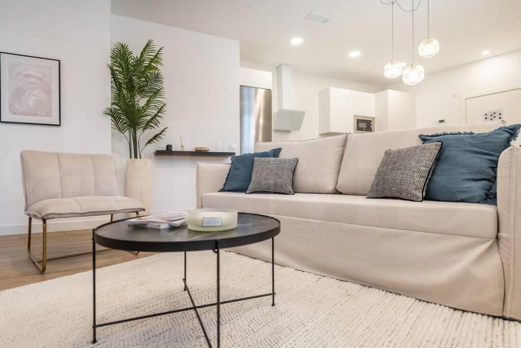 Enchanting And Bright Center By Rems Apartamento *
