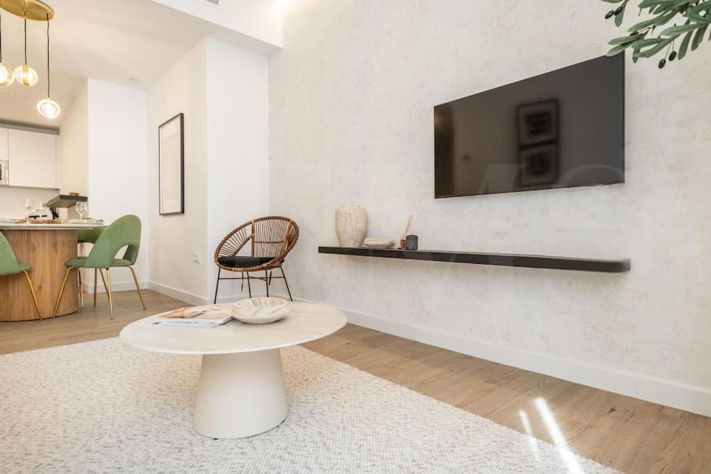 Apartamento Delightful And Bright In Center By Rems