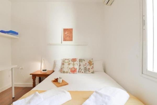 Big Apartment, Close To Train Station Málaga